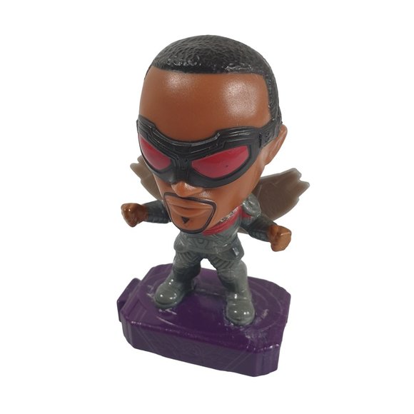 McDonalds Happy Meal Toy Falcon 1 Marvel Sam Wilson 2020 STICKING WING BUTTON - Picture 3 of 5